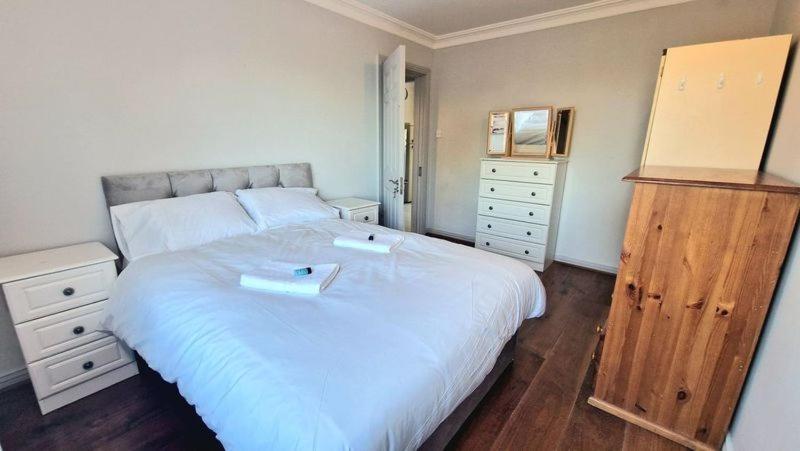 4 Bedroom Townhouse Galway Zewnętrze zdjęcie